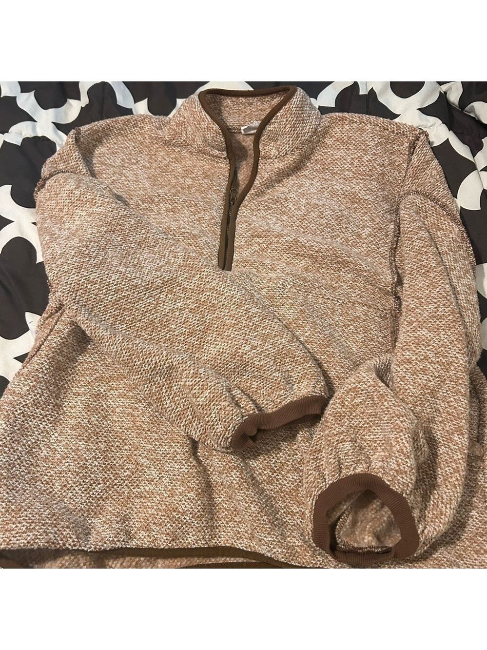 Out From Under Urban Outfitters Oversized Brooke Quarter Zip Pull over Medium - Picture 8 of 9